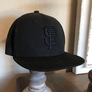 Boys fitted baseball hat